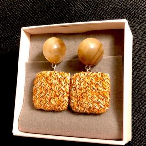 Woven earrings